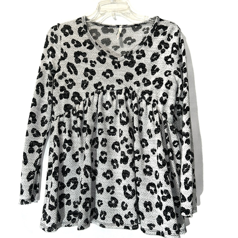 Animal Print Top Women’s Small